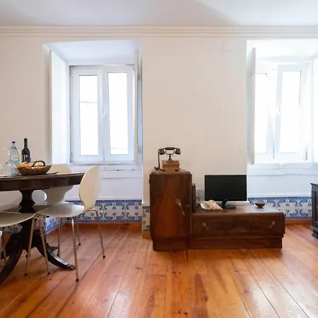 Apartment Cozy Flat In The Heart Of