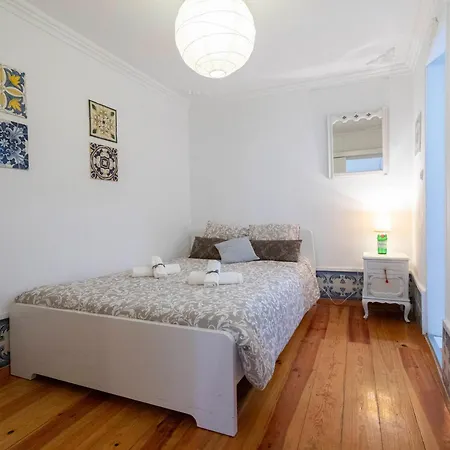 Cozy Flat In The Heart Of